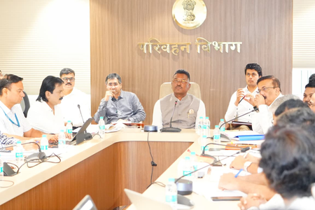 Aggregator firms must register by Sep 1 or face action: Maha Minister Aggregator firms must register by Sep 1 or face action: Maha Minister