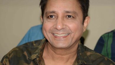 Sukhwinder Singh says his song from ‘Operation Safed Sagar’ captures the spirit of the brave pilots of the Indian Air Force Sukhwinder Singh says his song from ‘Operation Safed Sagar’ captures the spirit of the brave pilots of the Indian Air Force