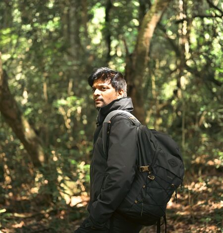 ‘Photographer’ makers release lyrical video of intense track ‘Maayangal Maayangal’ from film! ‘Photographer’ makers release lyrical video of intense track ‘Maayangal Maayangal’ from film!