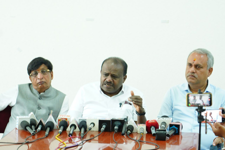 Kumaraswamy urges legally sound Mekedatu proposal, direct Cauvery talks with TN Kumaraswamy urges legally sound Mekedatu proposal, direct Cauvery talks with TN
