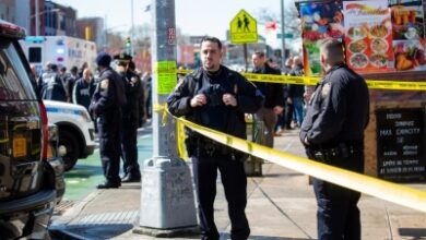Two men stabbed in Manhattan, suspect arrested as NYPD probes possible hate crime Two men stabbed in Manhattan, suspect arrested as NYPD probes possible hate crime