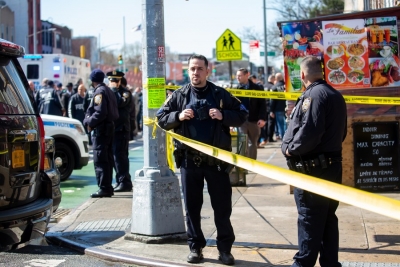 Two men stabbed in Manhattan, suspect arrested as NYPD probes possible hate crime Two men stabbed in Manhattan, suspect arrested as NYPD probes possible hate crime