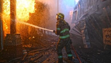 Kuwait says firefighters injured while battling blazes after Iranian attacks Kuwait says firefighters injured while battling blazes after Iranian attacks