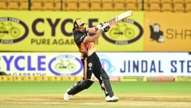 Maharaja Trophy KSCA T20: Hubli Tigers, Mysore Warriors share points after Abhinav Manohar’s 12-ball blitz Maharaja Trophy KSCA T20: Hubli Tigers, Mysore Warriors share points after Abhinav Manohar’s 12-ball blitz