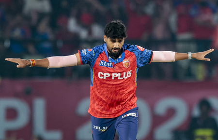 Goal is to pick wickets and win games for India just like Bumrah: Yash Thakur