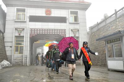 India and China taking forward border trade resumption through three designated points: MEA