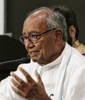 Digvijaya Singh urges MP CM to clear mortgage entries from farmers’ land records Digvijaya Singh urges MP CM to clear mortgage entries from farmers’ land records