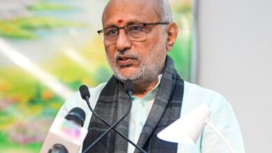 V-P Radhakrishnan to felicitate Andhra farmers, launch maize seed tomorrow V-P Radhakrishnan to felicitate Andhra farmers, launch maize seed tomorrow