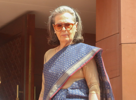 Congress, Trinamool, DMK defend Sonia Gandhi over Vande Mataram row, CPI-M seeks clarity Congress, Trinamool, DMK defend Sonia Gandhi over Vande Mataram row, CPI-M seeks clarity