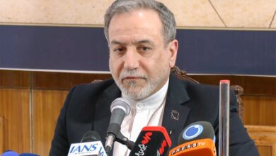 Iran’s FM says diplomacy possible if US understands pressure does not work