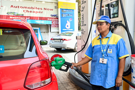 India’s diesel, petrol sales rise in July India’s diesel, petrol sales rise in July