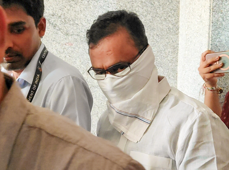 No frisking, lack of CCTV watch enabled NTA experts to carry out NEET question leaks, says CBI chargesheet No frisking, lack of CCTV watch enabled NTA experts to carry out NEET question leaks, says CBI chargesheet