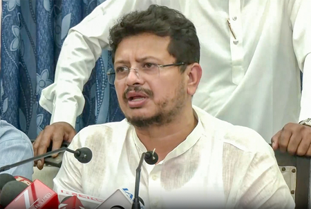 LoP Ritabrata Banerjee approaches Bengal Police after receiving death threats on WhatsApp from Bangladesh LoP Ritabrata Banerjee approaches Bengal Police after receiving death threats on WhatsApp from Bangladesh