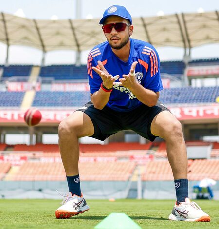 Dubey, Kotian, Nigam, Shivang join India squad as net bowlers ahead of first SL Test Dubey, Kotian, Nigam, Shivang join India squad as net bowlers ahead of first SL Test