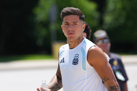 Manchester City stay interested in Chelsea’s Enzo Fernandez despite missing deadline bid