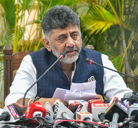‘Assault on Constitutional values’: K’taka CM Shivakumar condemns ‘Shuddhikaran’ at Kharge rally venue ‘Assault on Constitutional values’: K’taka CM Shivakumar condemns ‘Shuddhikaran’ at Kharge rally venue