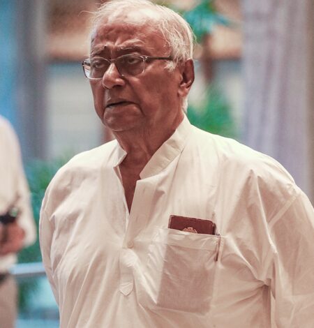 Trinamool MP Saugata Roy raises car attack matter at Kolkata airport with LS Speaker Trinamool MP Saugata Roy raises car attack matter at Kolkata airport with LS Speaker
