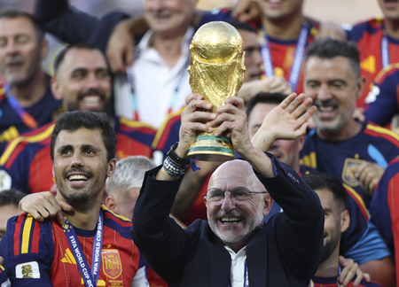 Spain coach Luis de la Fuente set for contract extension till 2030 after WC glory