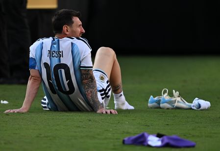 Messi deal gets murkier as 3 GST officials get charge memos Messi deal gets murkier as 3 GST officials get charge memos