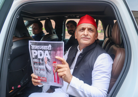 Another Akhilesh Yadav attempt at revisiting ‘PDA’ to expand SP vote bank before UP election Another Akhilesh Yadav attempt at revisiting ‘PDA’ to expand SP vote bank before UP election