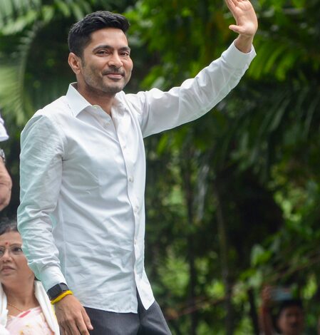 With bank account frozen before his foreign tour, Abhishek Banerjee approaches Calcutta HC for remedy With bank account frozen before his foreign tour, Abhishek Banerjee approaches Calcutta HC for remedy