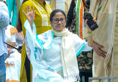 Trinamool MLAs protest in Bengal Assembly over attack on ex-CM Mamata Banerjee; rallies planned today Trinamool MLAs protest in Bengal Assembly over attack on ex-CM Mamata Banerjee; rallies planned today