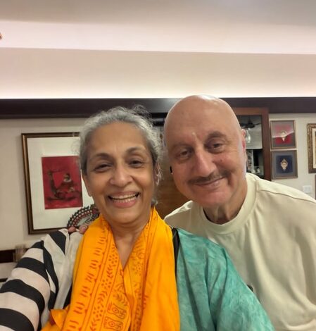 Swaroop Sampath receives Ayodhya Ram Mandir shawl as gift from Anupam Kher, says ‘filled with gratitude’ Swaroop Sampath receives Ayodhya Ram Mandir shawl as gift from Anupam Kher, says ‘filled with gratitude’