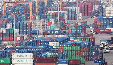 S. Korea’s monthly exports hit 2nd highest ever on strong chip shipments S. Korea’s monthly exports hit 2nd highest ever on strong chip shipments