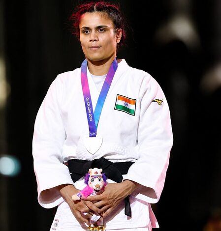 MP CM Mohan Yadav congratulates Yamini Maurya on Commonwealth Games silver MP CM Mohan Yadav congratulates Yamini Maurya on Commonwealth Games silver