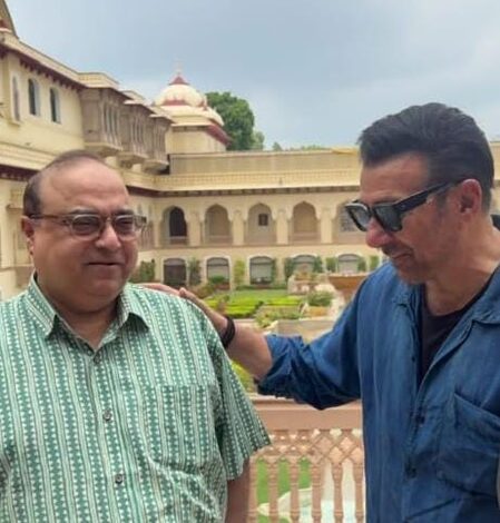 Sunny Deol enjoys a full circle moment with ‘Ghayal’ maker Rajkumar Santoshi at Rambagh Palace Sunny Deol enjoys a full circle moment with ‘Ghayal’ maker Rajkumar Santoshi at Rambagh Palace