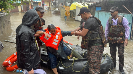 Indian Army rescues 34 in flood-hit Surat; rescue, relief ops continue in Gujarat