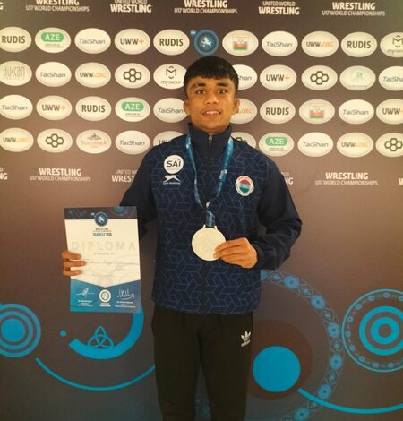 U17 World Championships: Aaryan claims silver; Prathamesh and Arush earn bronze in freestyle wrestling