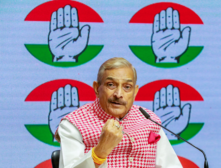 At least pellet guns, nail-studded batons weren’t used: Cong backs J’khand govt over students’ protest At least pellet guns, nail-studded batons weren’t used: Cong backs J’khand govt over students’ protest