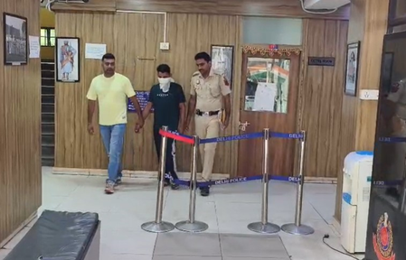 Delhi Police arrest domestic help, accomplice for theft; diamond rings, cash recovered Delhi Police arrest domestic help, accomplice for theft; diamond rings, cash recovered