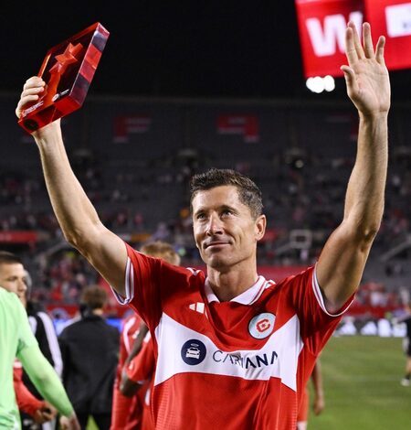 Lewandowski scores brace in victorious Chicago Fire home debut against Charlotte