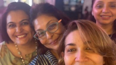 Shefali Shah celebrates Friendship Day with emotional tribute to her best friends Shefali Shah celebrates Friendship Day with emotional tribute to her best friends