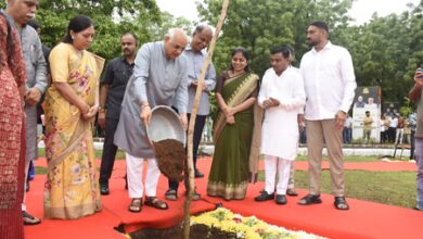Gujarat CM leads Gandhinagar’s 62nd Foundation Day celebrations, participates in ‘Ek Ped Maa Ke Naam’ initiative Gujarat CM leads Gandhinagar’s 62nd Foundation Day celebrations, participates in ‘Ek Ped Maa Ke Naam’ initiative