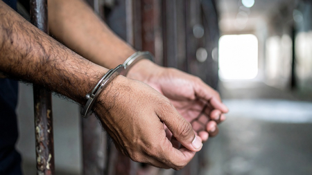 Suspect held with hand grenade, anti-national posters in Pulwama ‘naka’ checking Suspect held with hand grenade, anti-national posters in Pulwama ‘naka’ checking