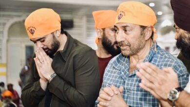 Sunny Deol ‘truly blessed’ after visiting Takhat Sri Harimandir Ji Patna Sahib with son Karan Sunny Deol ‘truly blessed’ after visiting Takhat Sri Harimandir Ji Patna Sahib with son Karan