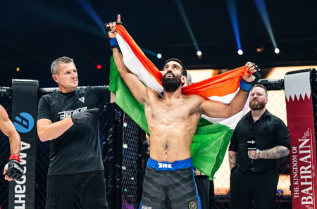 J&K CM Abdullah congratulates MMA fighter Owais Yaqoob for BRAVE CF 107 win in Bulgaria J&K CM Abdullah congratulates MMA fighter Owais Yaqoob for BRAVE CF 107 win in Bulgaria