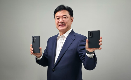 Samsung introduces 30-month no-cost EMI plans for new Galaxy foldables in India