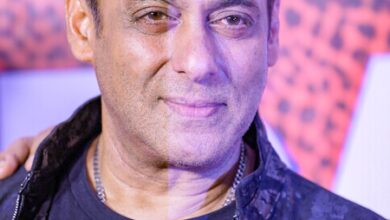 Salman Khan asks Sohail if he’s still listening to ex-wife Seema Salman Khan asks Sohail if he’s still listening to ex-wife Seema