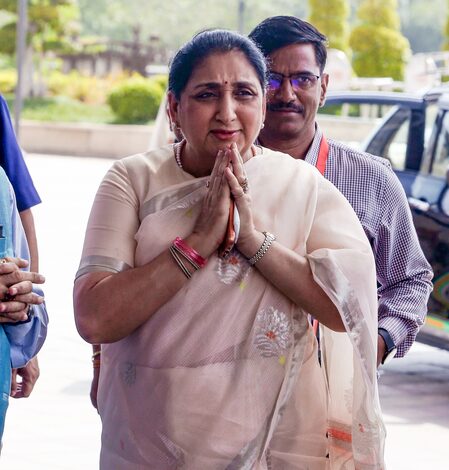 ECI seeks papers from Sunetra Pawar over party constitution amendments
