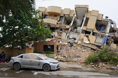 Venezuela quake death toll rises to 6,125 Venezuela quake death toll rises to 6,125