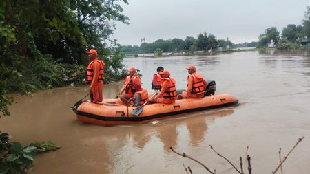 1.74 lakh treated, 7.61 lakh given preventive medicine in Gujarat’s flood health response 1.74 lakh treated, 7.61 lakh given preventive medicine in Gujarat’s flood health response
