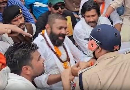 ‘Water cannon hit him directly in the chest,’ says Mahipal Singh Makrana alleging police action led to Karni Sena activist’s death ‘Water cannon hit him directly in the chest,’ says Mahipal Singh Makrana alleging police action led to Karni Sena activist’s death