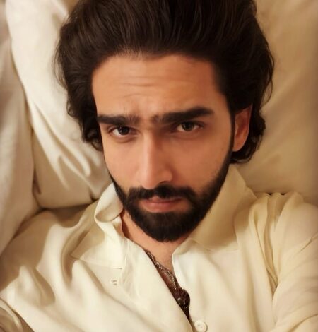 Amaal Mallik says ‘Yeh Awarapan’ is a tribute to ‘Toh Phir Aao’ and ‘Tera Mera Rishta’