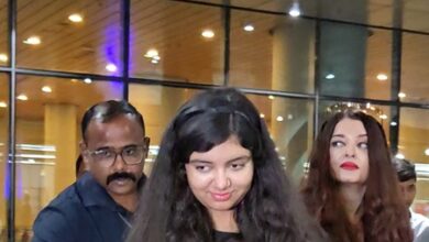 Aishwarya Rai Bachchan, Aaradhya greet airport staff with ‘Namaste’ as they return from US trip Aishwarya Rai Bachchan, Aaradhya greet airport staff with ‘Namaste’ as they return from US trip