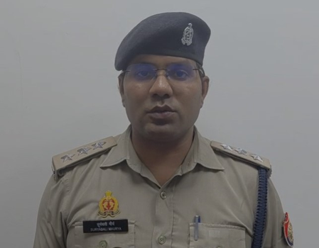Man detained after video of assault on woman at Ghaziabad mall goes viral Man detained after video of assault on woman at Ghaziabad mall goes viral