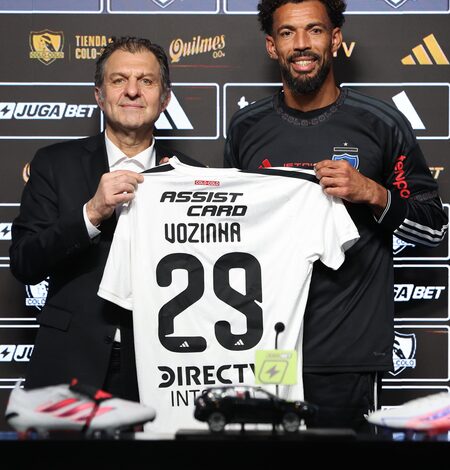 Cabo Verde goalkeeper Vozinha unveiled by Colo Colo Cabo Verde goalkeeper Vozinha unveiled by Colo Colo
